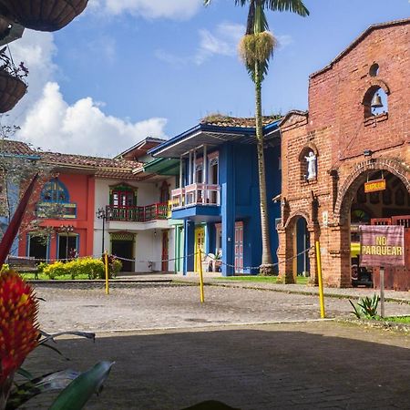 El Eden Country Hotel Y Club Residencial 锡卡西亚 外观 照片